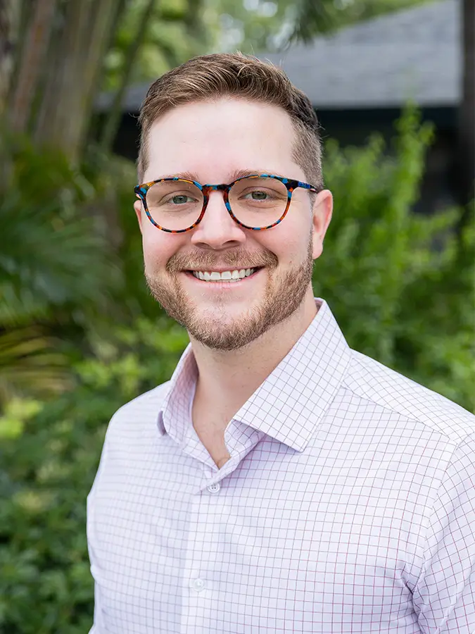 Dr. Garrett Crawford DMD Periodontist St. Petersburg FL